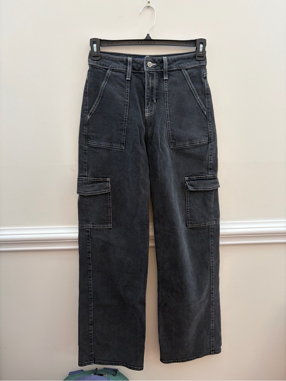 Hollister Black Relaxed Cargo Jeans Long